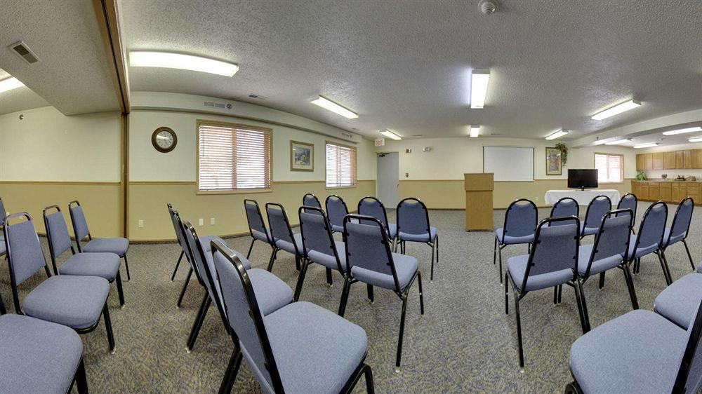 מלון Super 8 By Wyndham Lincoln North מראה חיצוני תמונה