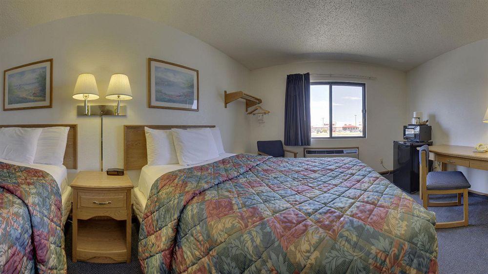 מלון Super 8 By Wyndham Lincoln North מראה חיצוני תמונה