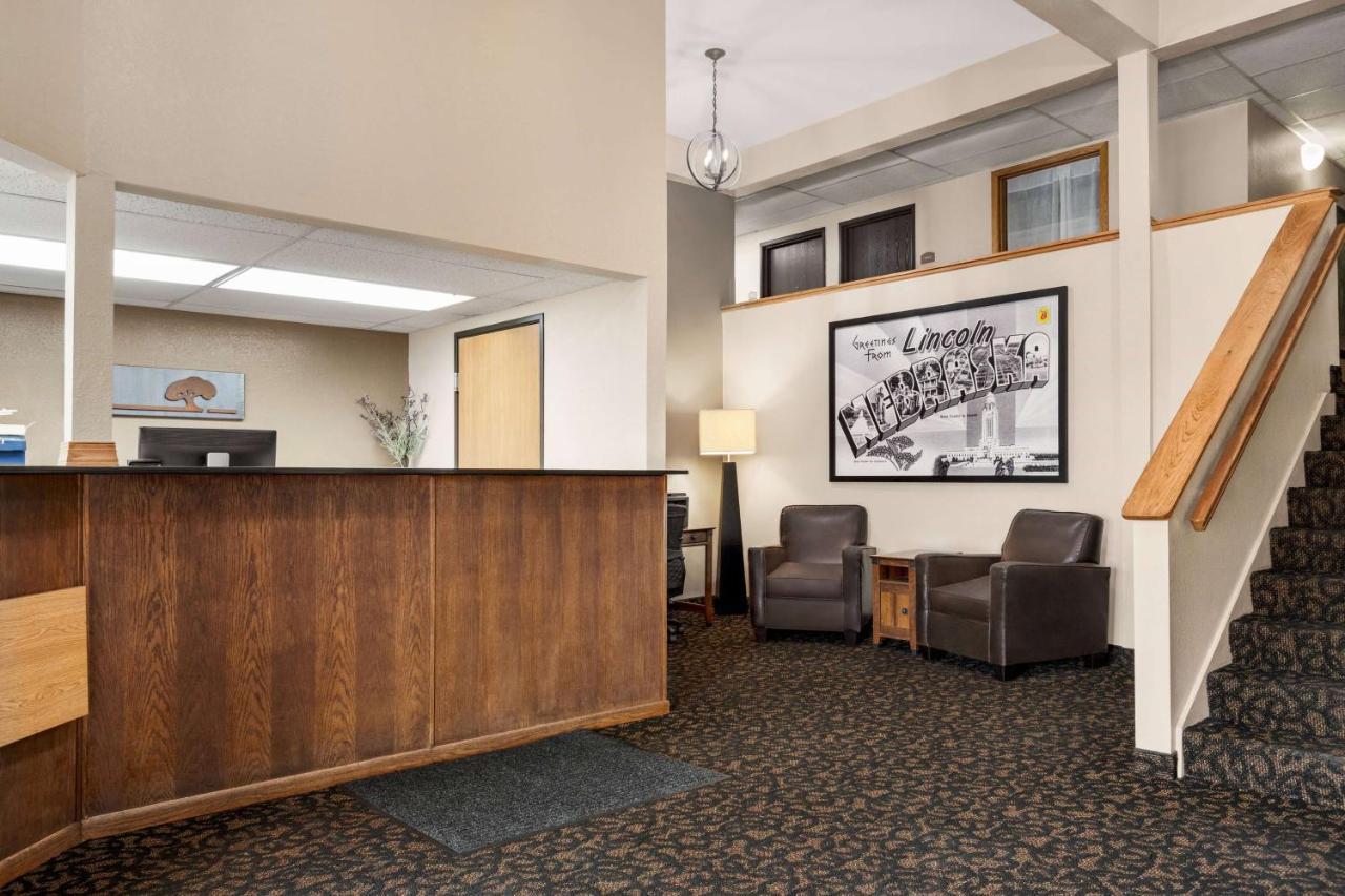 מלון Super 8 By Wyndham Lincoln North מראה חיצוני תמונה
