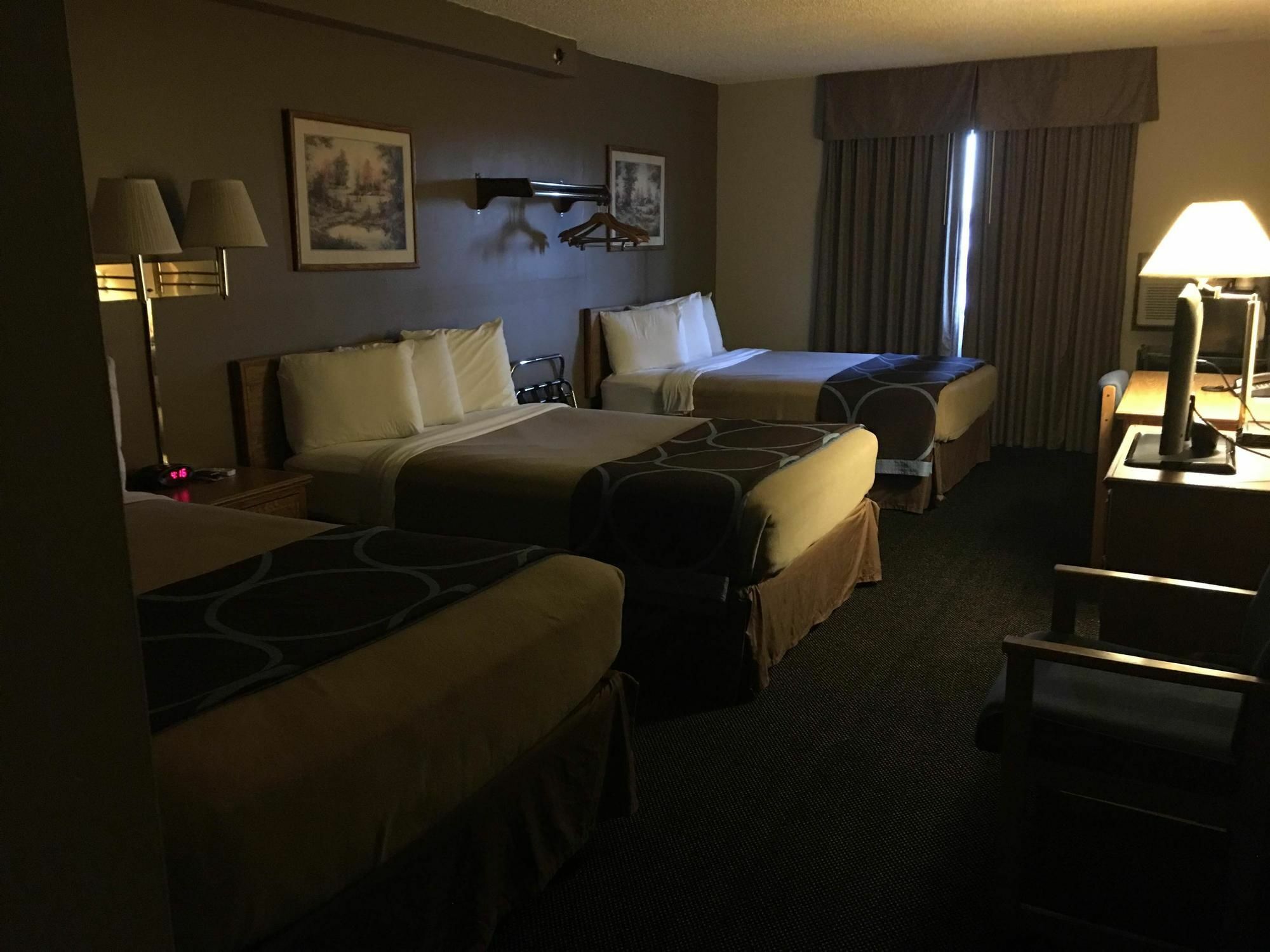 מלון Super 8 By Wyndham Lincoln North מראה חיצוני תמונה