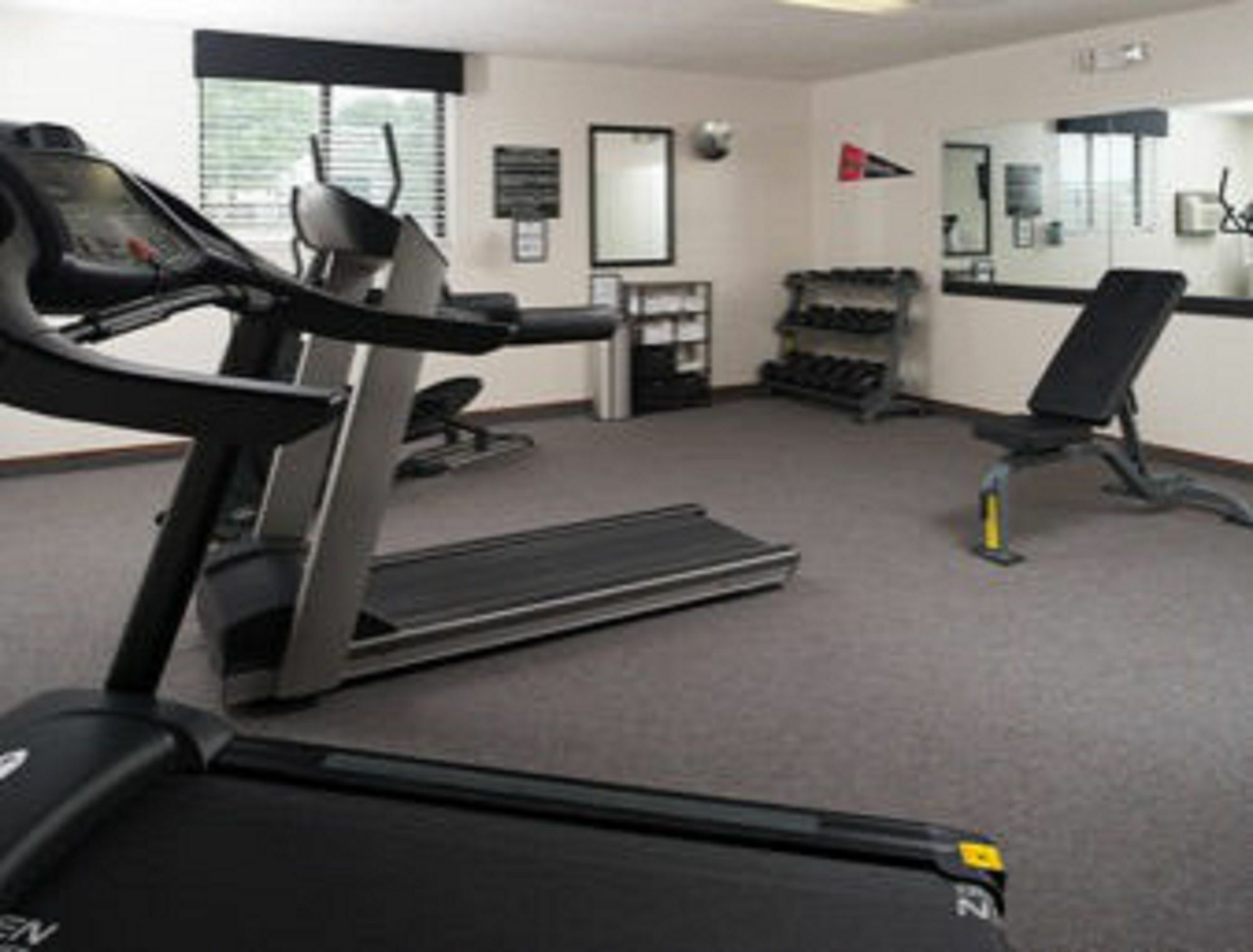 מלון Super 8 By Wyndham Lincoln North מראה חיצוני תמונה